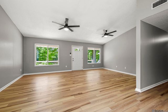 11110 N Wakefield Dr, St Francisville, LA 70775