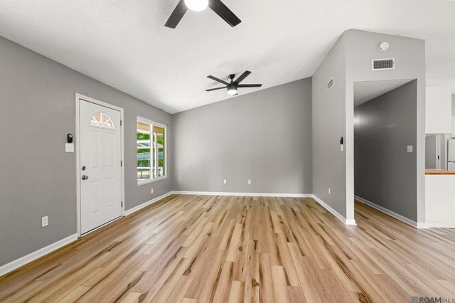 11110 N Wakefield Dr, St Francisville, LA 70775