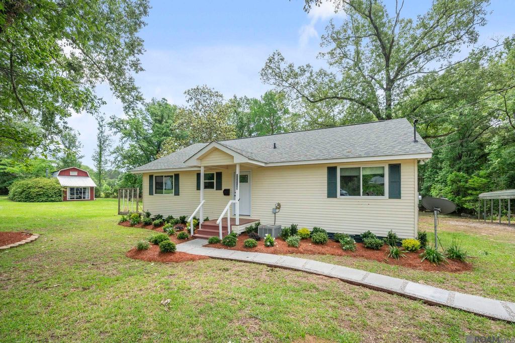 11110 N Wakefield Dr, St Francisville, LA 70775