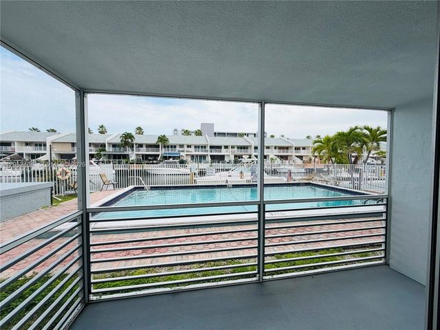 3550 NE 169 St. Apt.F.112, North Miami Beach, FL 33160