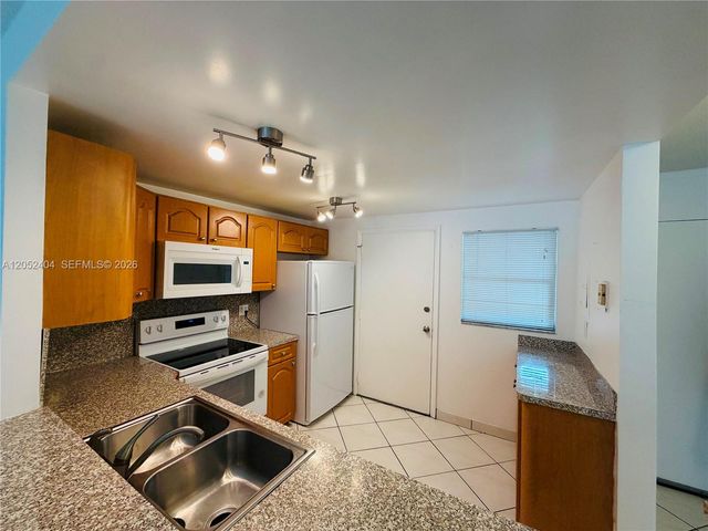 3550 NE 169 St. Apt.F.112, North Miami Beach, FL 33160