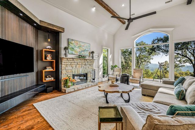 24008 Mills Mountain Road, Little Rock, AR 72223