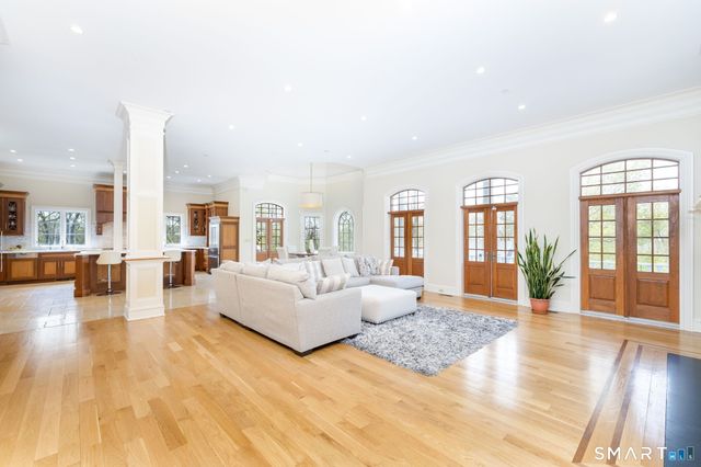 40 Parsons Way, Avon, CT 06001