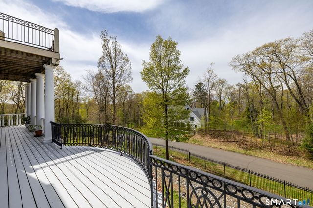 40 Parsons Way, Avon, CT 06001