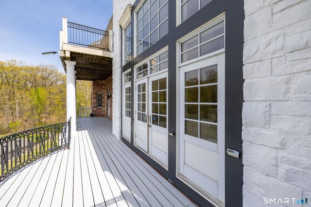 40 Parsons Way, Avon, CT 06001