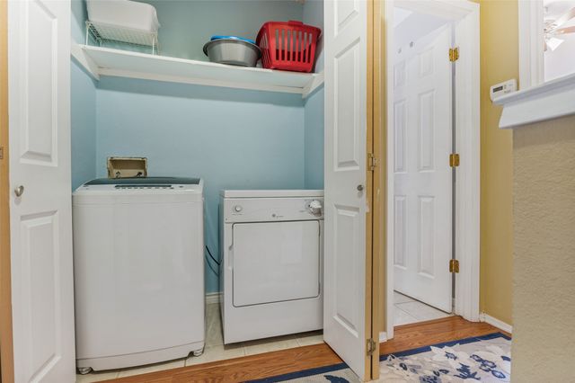 22 Abbey Road, Euless, TX 76039
