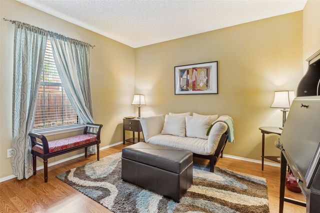 22 Abbey Road, Euless, TX 76039