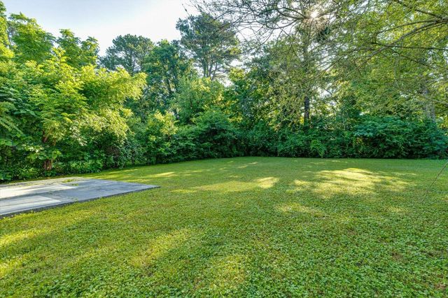 199 Vero Beach Avenue, Rossville, GA 30741