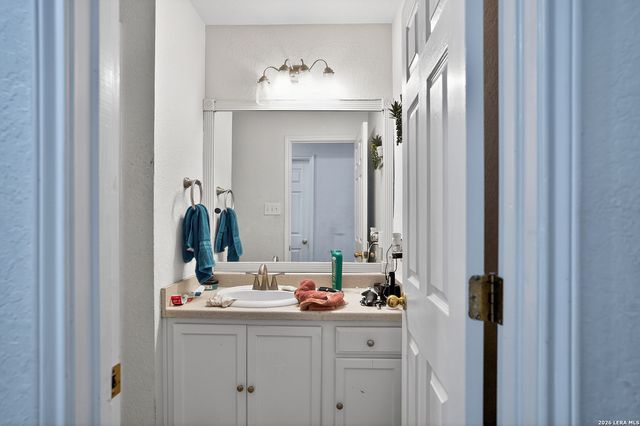 2338 Baxter, San Antonio, TX 78245