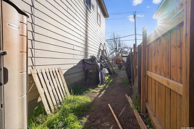 2338 Baxter, San Antonio, TX 78245