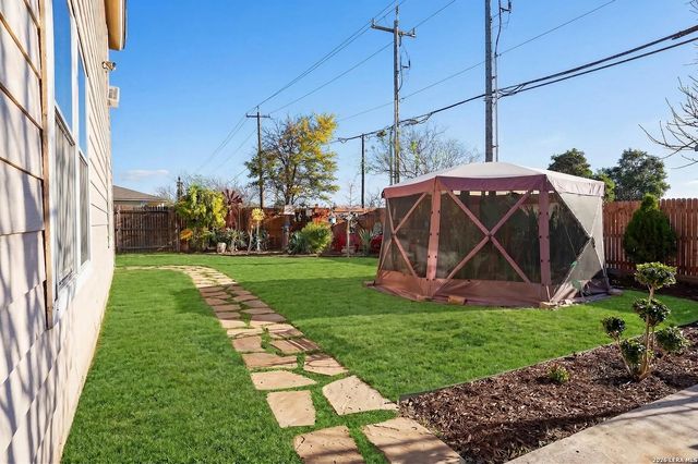 2338 Baxter, San Antonio, TX 78245