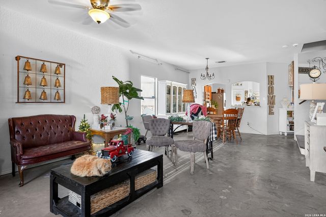 2338 Baxter, San Antonio, TX 78245