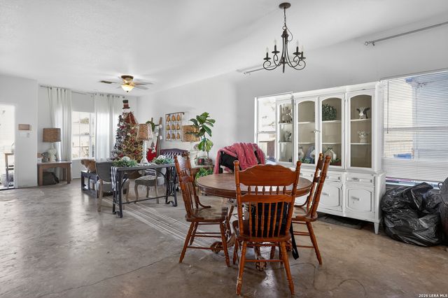 2338 Baxter, San Antonio, TX 78245