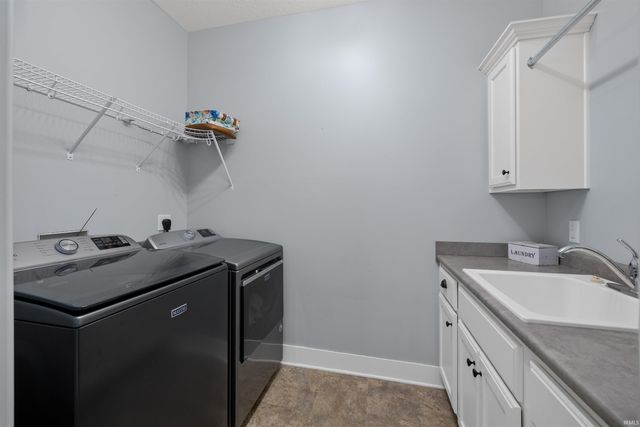 14530 Sandstone Drive, Fort Wayne, IN 46814