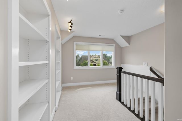14530 Sandstone Drive, Fort Wayne, IN 46814