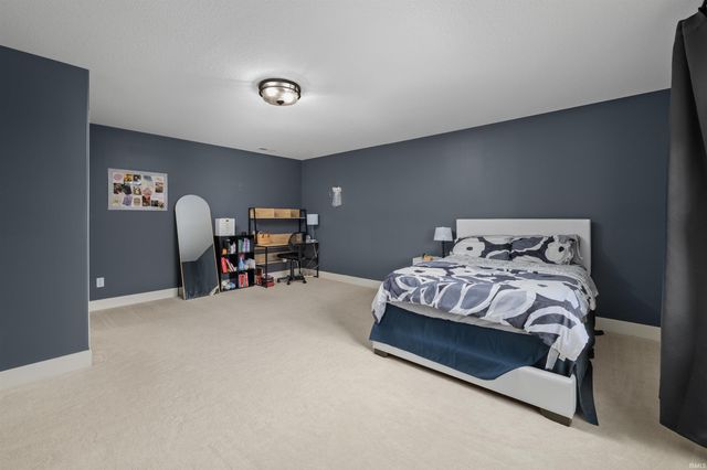 14530 Sandstone Drive, Fort Wayne, IN 46814