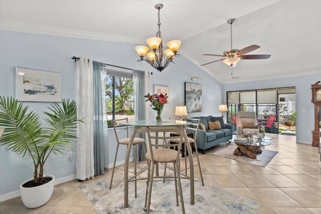 2723 60TH AVENUE DRIVE W 2723, BRADENTON, FL 34207 — photo 2