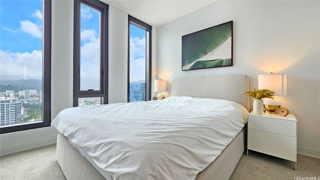 987 Queen Street 4015, Honolulu, HI 96814