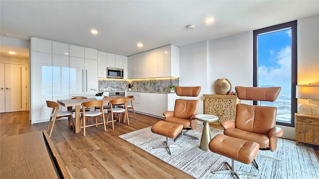 987 Queen Street 4015, Honolulu, HI 96814