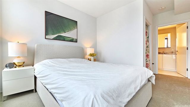 987 Queen Street 4015, Honolulu, HI 96814