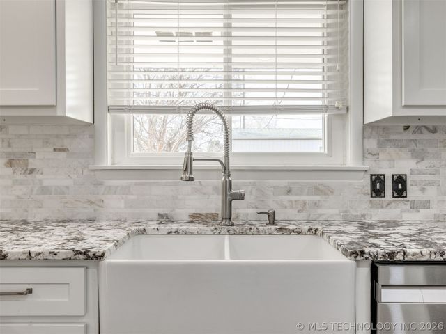 800 Luker Lane, Sapulpa, OK 74066