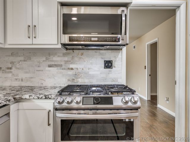 800 Luker Lane, Sapulpa, OK 74066