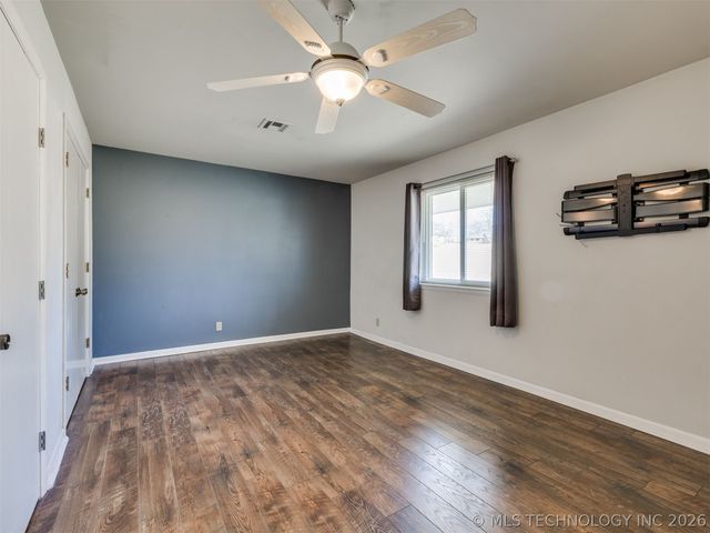 800 Luker Lane, Sapulpa, OK 74066