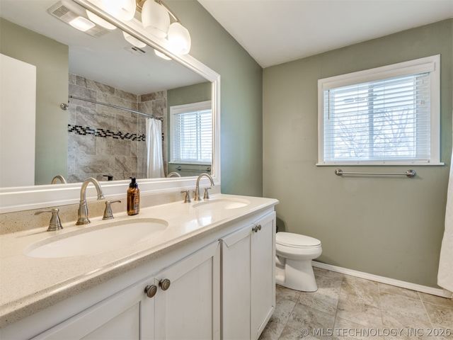 800 Luker Lane, Sapulpa, OK 74066