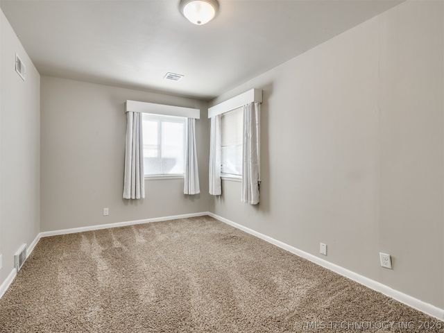 800 Luker Lane, Sapulpa, OK 74066