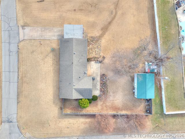 800 Luker Lane, Sapulpa, OK 74066