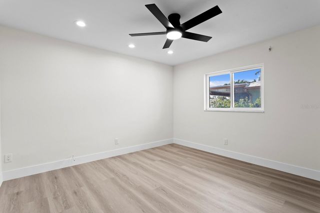 109 POINCIANA LANE, Largo, FL 33770