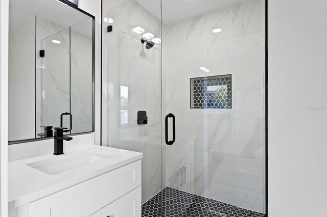 109 POINCIANA LANE, Largo, FL 33770