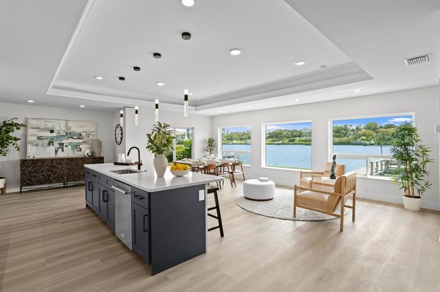 109 POINCIANA LANE, Largo, FL 33770