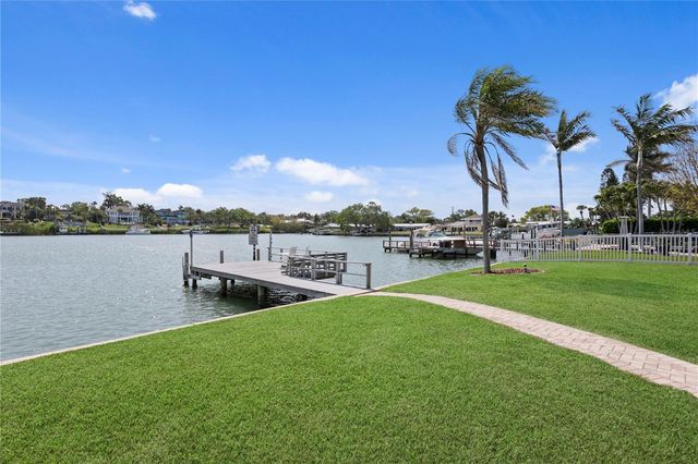 109 POINCIANA LANE, Largo, FL 33770