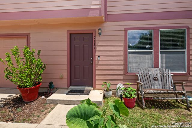 9127 Sycamore, San Antonio, TX 78245
