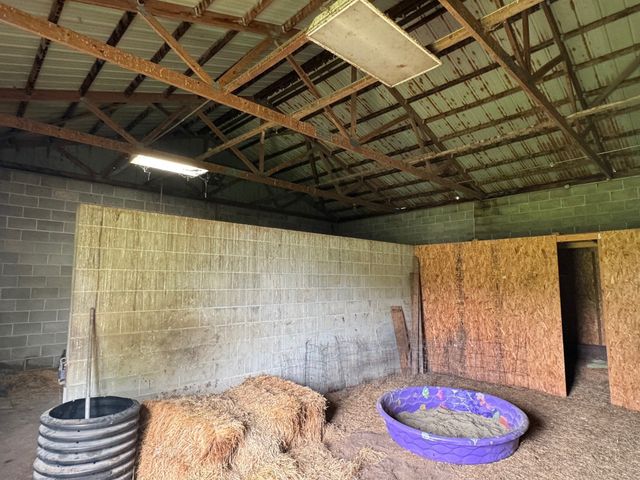 6657 E 78th Street S, Newton, IA 50208