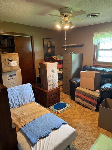 6657 E 78th Street S, Newton, IA 50208