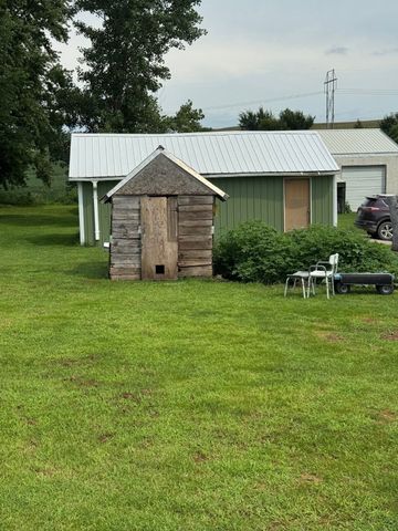 6657 E 78th Street S, Newton, IA 50208