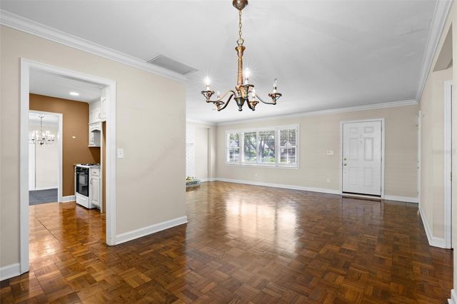 1035 S STERLING AVENUE, Tampa, FL 33629