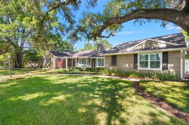 1035 S STERLING AVENUE, Tampa, FL 33629