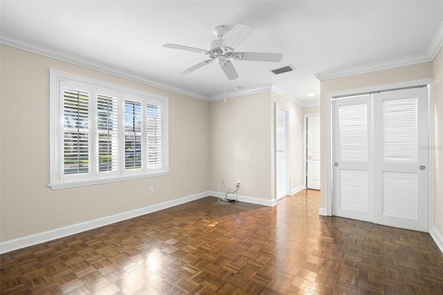 1035 S STERLING AVENUE, Tampa, FL 33629