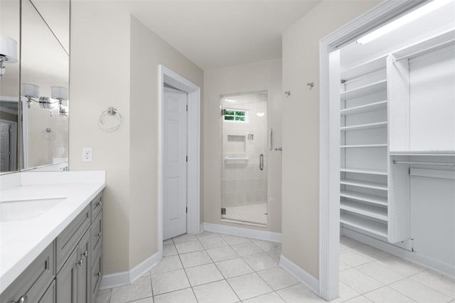 1035 S STERLING AVENUE, Tampa, FL 33629
