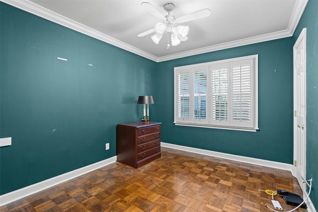1035 S STERLING AVENUE, Tampa, FL 33629