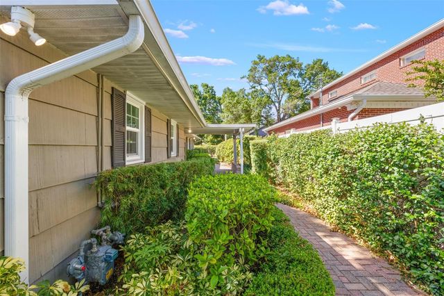 1035 S STERLING AVENUE, Tampa, FL 33629