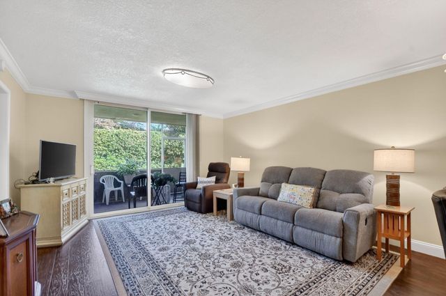 9215 Flynn Circle 8, Boca Raton, FL 33496