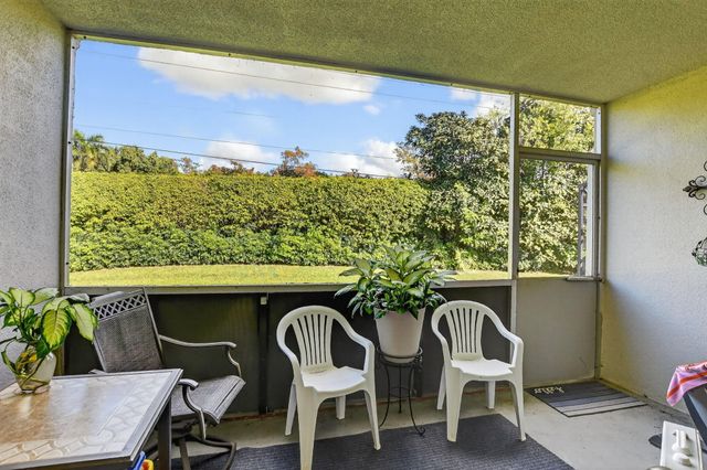 9215 Flynn Circle 8, Boca Raton, FL 33496