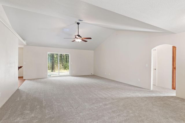 11260 Redwood Highway, Wilderville, OR 97543