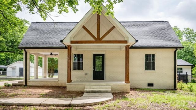 1225 Old Charlotte Road SW, Concord, NC 28027