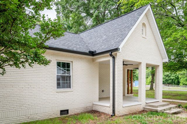 1225 Old Charlotte Road SW, Concord, NC 28027