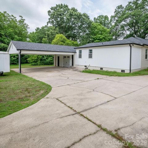 1225 Old Charlotte Road SW, Concord, NC 28027